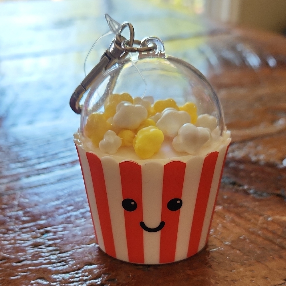 Bath & Body Works Cute Popcorn Keychain Charm - Yellow & Red PocketBac Holder